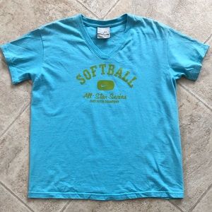 Women’s Nike Top ☑️